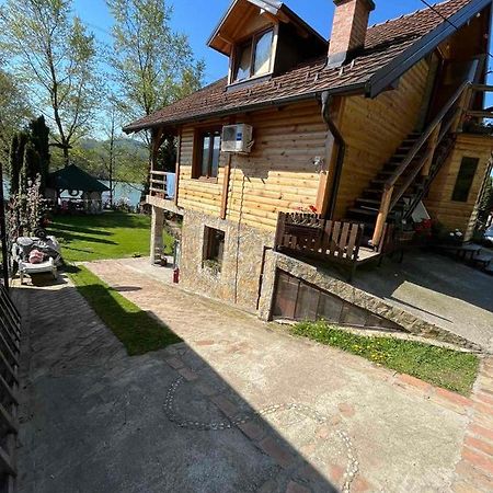 Apartman "Kapetana Luka" Ljubovija Экстерьер фото